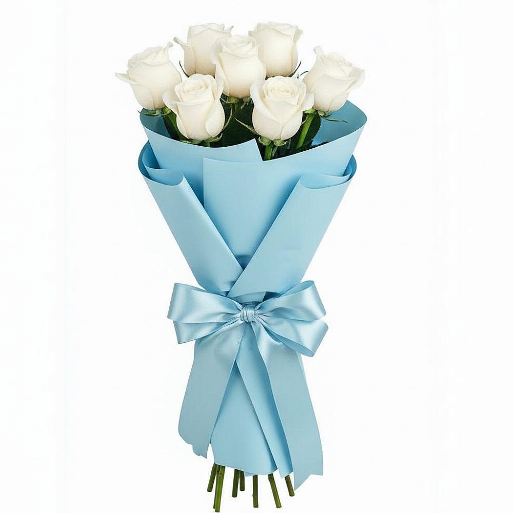 Букет 7 белых роз Проуд в Новокасторное