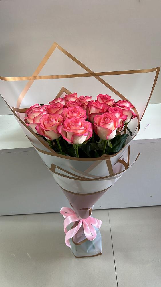 Букет Розовые розы Сеньорита в Новокасторное