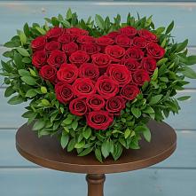 Цветочная композиция из Розы в виде сердца в Новокасторное