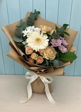 Букет цветов из:  Герберы и Хризантемы в Новокасторное