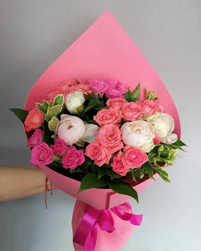 Букет цветов из: Розы в Новокасторное