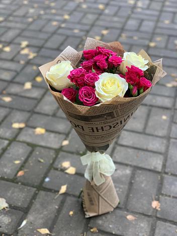Букет цветов из: Розы в Новокасторное