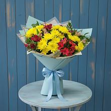 Букет цветов из:  Альстромерии и Хризантемы в Новокасторное
