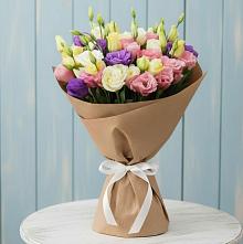 Букет цветов из:  Лизиантусы в Новокасторное
