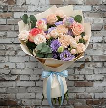 Букет цветов из:  Розы, Лизиантусы и Гвоздики в Новокасторное